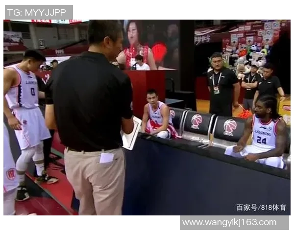 基罗斯:从足球场到教练席的传奇之路与战术智慧探秘 基罗斯:从足球场到教练席的传奇之路与战术智慧探秘